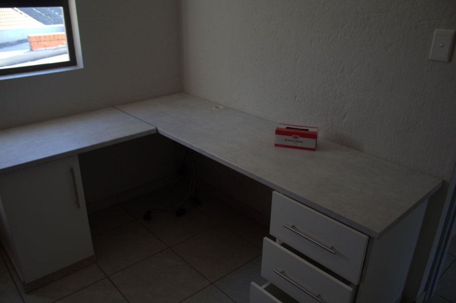 8 Bedroom Property for Sale in Universitas Free State